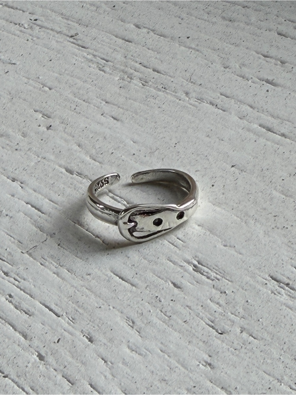 Men’s Adjustable Open Band Ring in Silver – Minimalist Padlock Accent